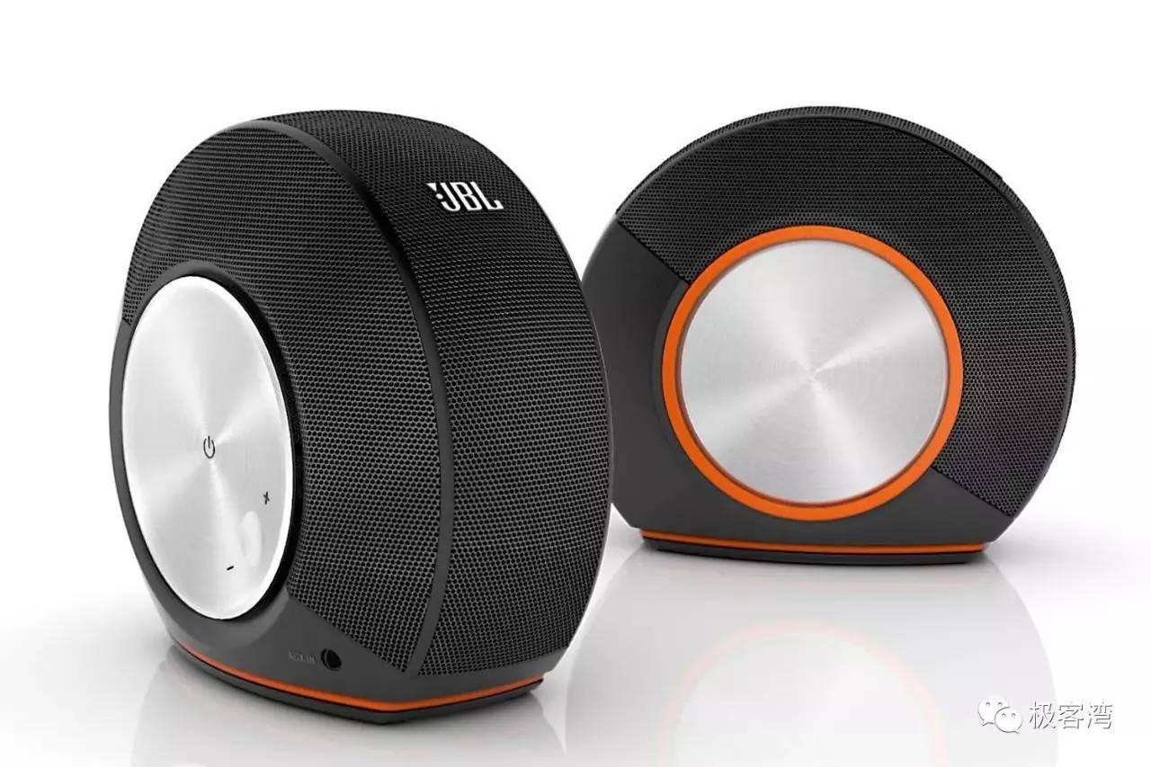 台式电脑耳机跟音响选哪个,耳机和音响电脑买哪个好