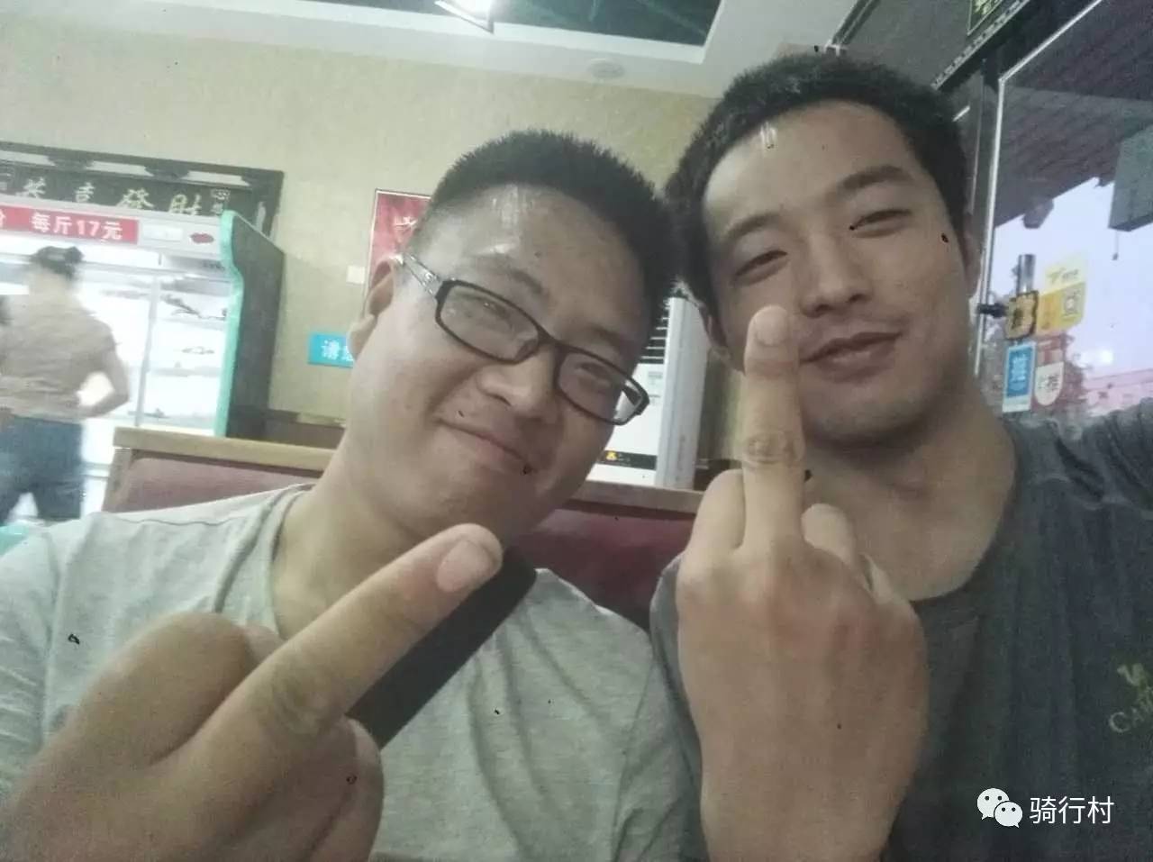 过客D7：世界那么辽阔，再次相见也不是没有可能的！