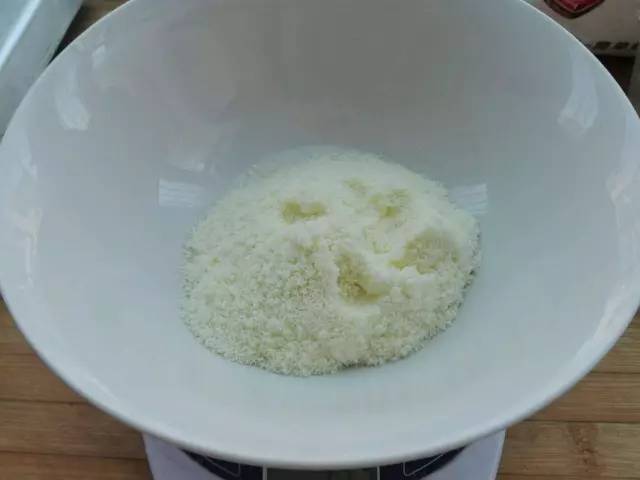 适合三岁孩子吃的冰淇淋做法,3岁孩子吃什么冰淇淋