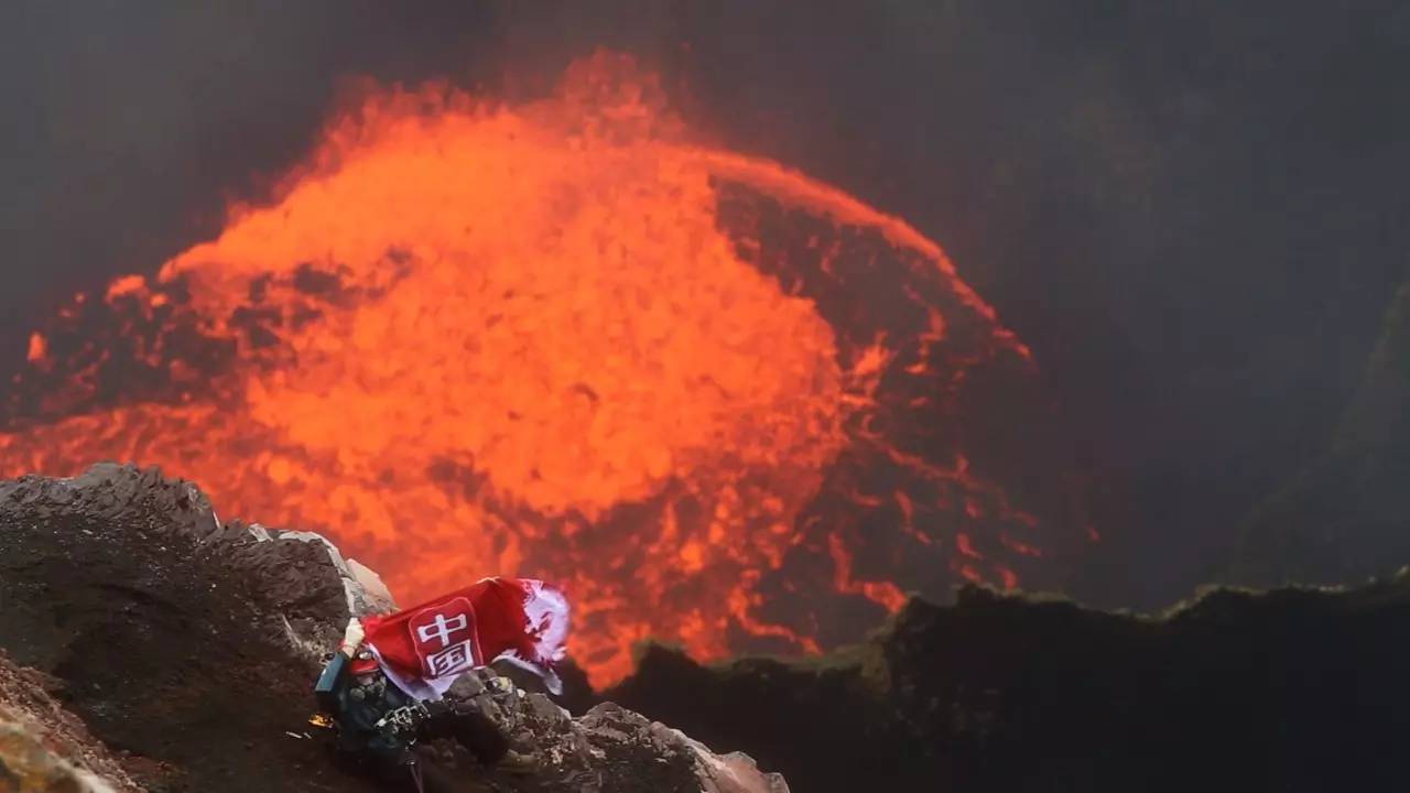 不想浪费生命，这对夫妻卖掉房子去探险，还做了一档节目记录他们的奇异之旅