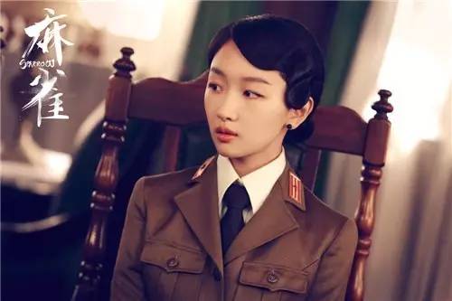 潮流咖｜这件让半个娱乐圈沉迷的军装，再没一件你就过时啦！