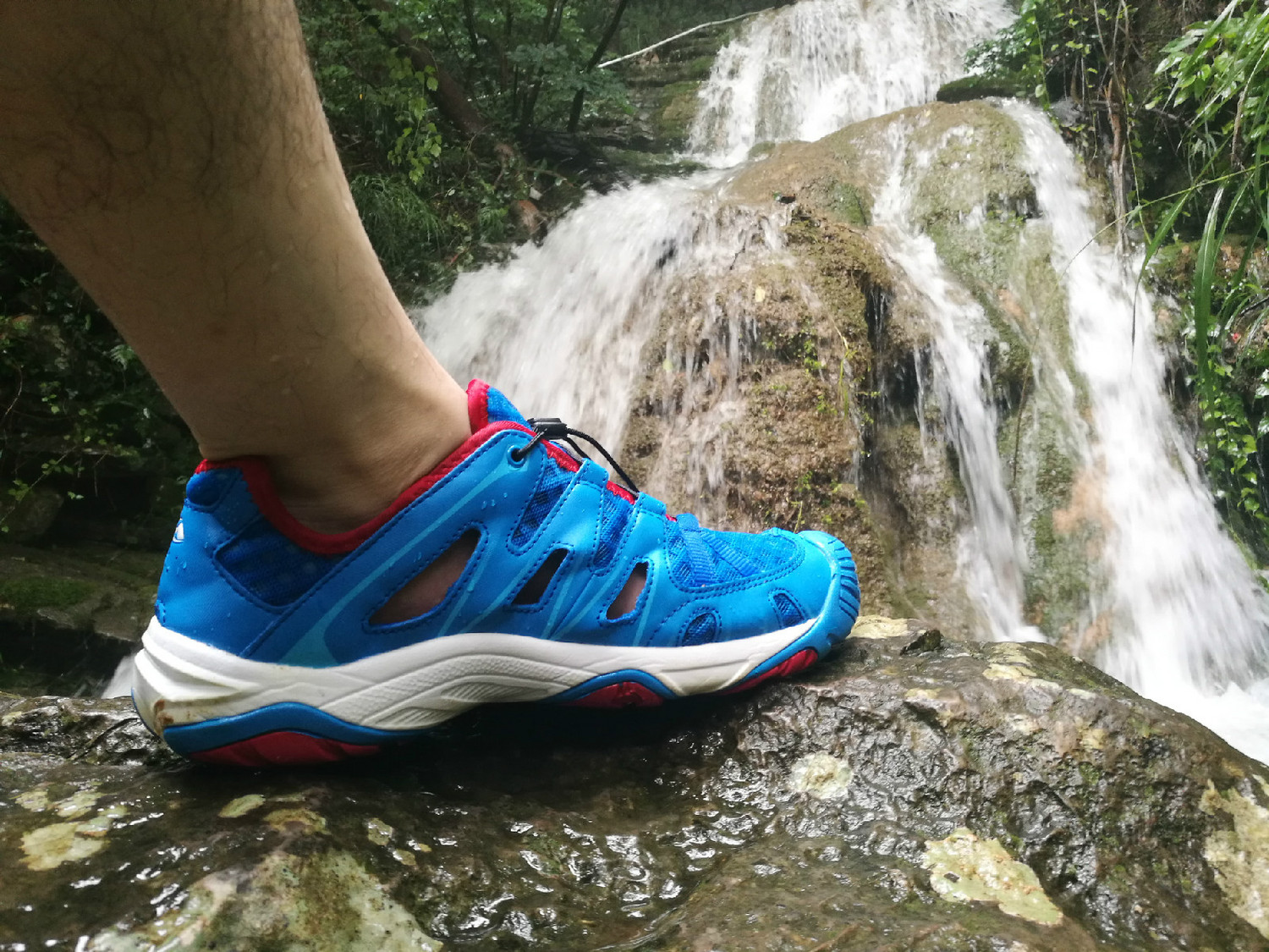 新款户外溯溪涉水鞋,新款溯溪鞋
