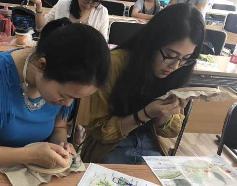 社区青年汇精彩视频,社区青年汇工作总结