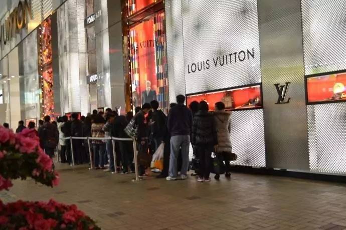 爱买名牌包包,爱买大牌包包