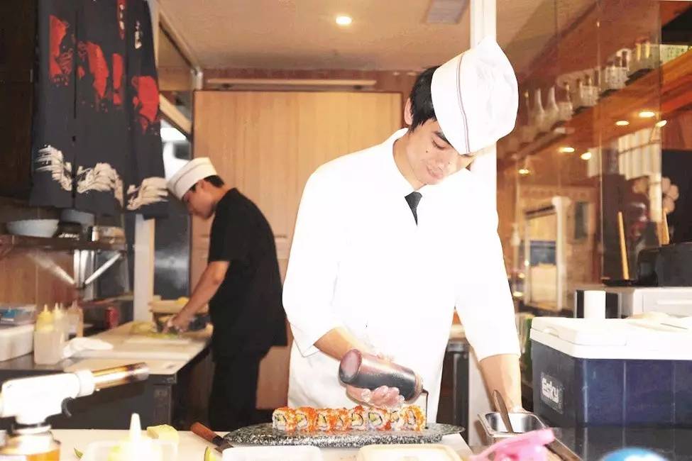 大城北要变市中心啦！私藏9万㎡逛吃玩新街区，平价日料、老百姓超市……足足102家，全家遛娃好去处