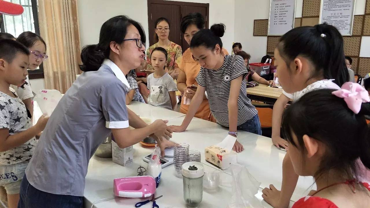 「街道动态」蛋糕飘香，童心飞扬