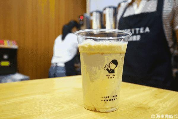 解放西友谊天桥下，能一口喝掉整个夏天！