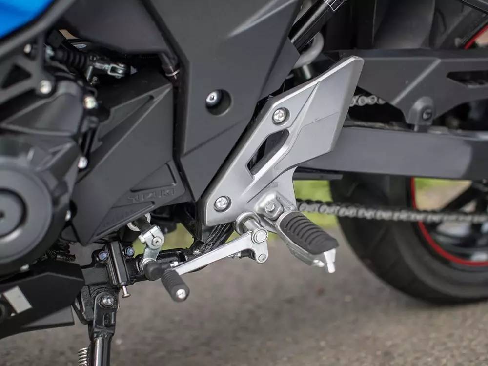 新款铃木gsx250r试驾测评,铃木gsx250r测评如何