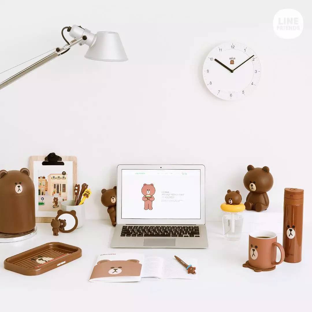 周冬雨模仿倪妮和刘诗诗黑白天鹅,周冬雨含情脉脉