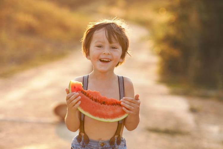 女的夏天吹空调腹痛,吹空调引起的腹痛怎么缓解