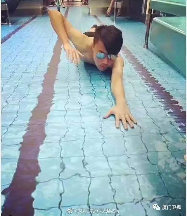 车厢变成运动场！台北推“世大运列车”吸睛