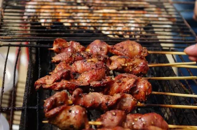 南海人常去的澳门，藏着一个黑色沙滩！薛凯琪、房祖名都去过拍戏！