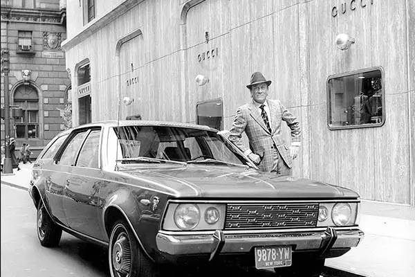 爱买名牌包包,爱买大牌包包