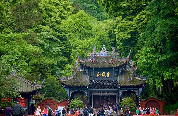 天府舌尖之旅,寻找舌尖上的成都美食