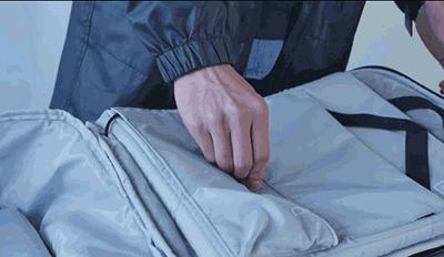 极客官舍丨我曾以为我的意中人不会是程序员,直到有一天他背上了它