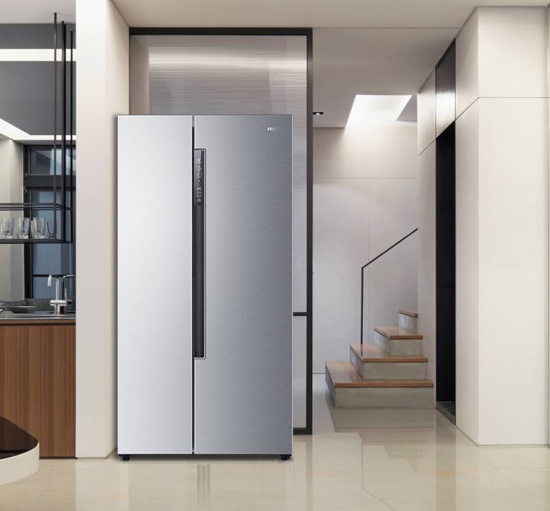 不说了,我赶紧把结霜的冰箱扔了!