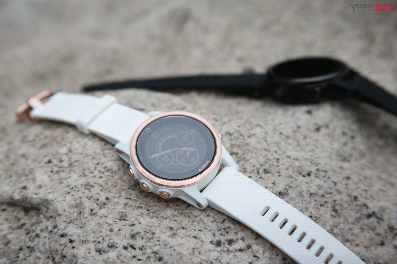 garmin的哪款手表更适合女生用,garmin手表哪款适合男生