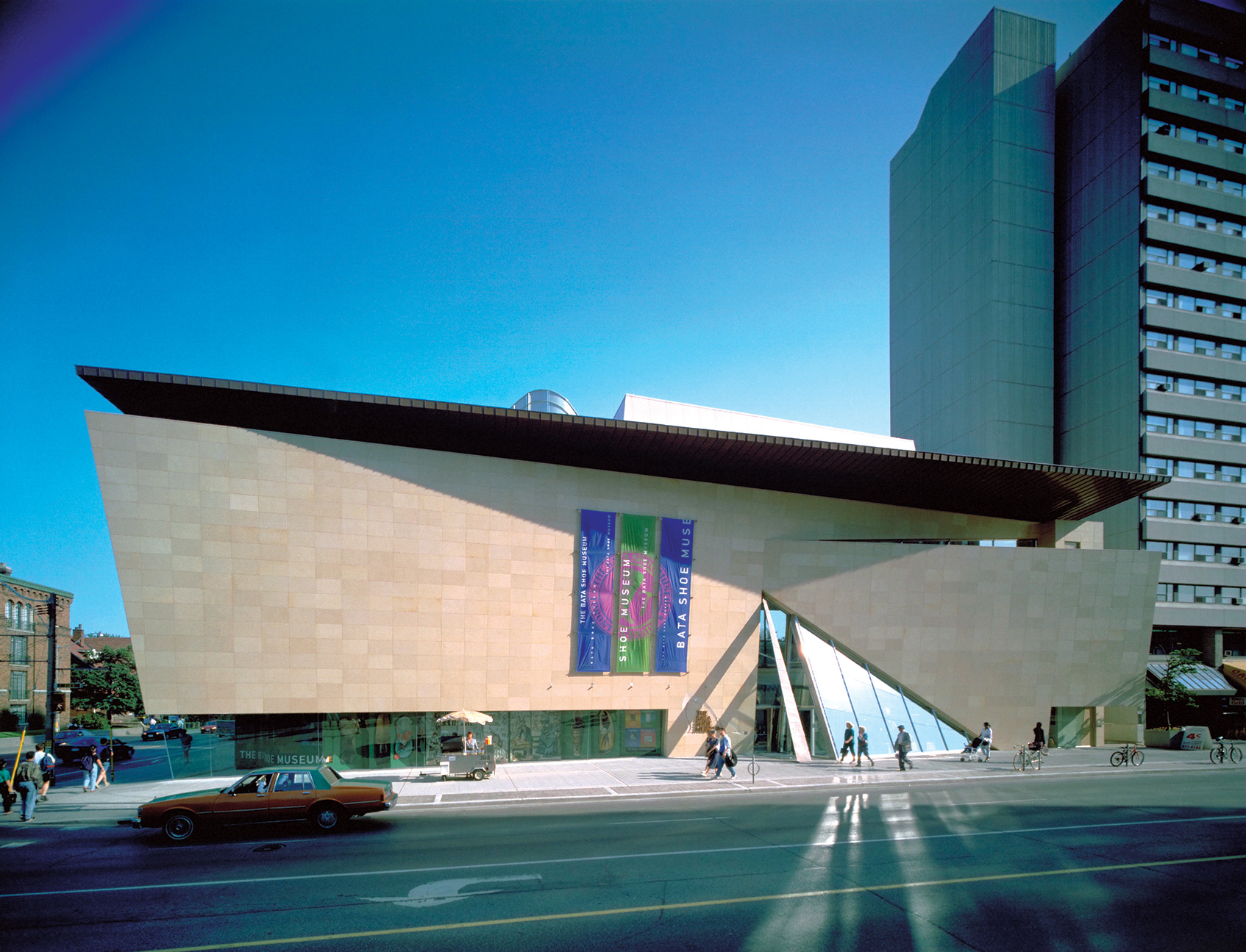 作为披头士和吴亦凡都穿的“男士高跟鞋”，切尔西靴大有来头！