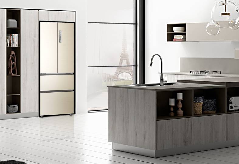 不说了,我赶紧把结霜的冰箱扔了!