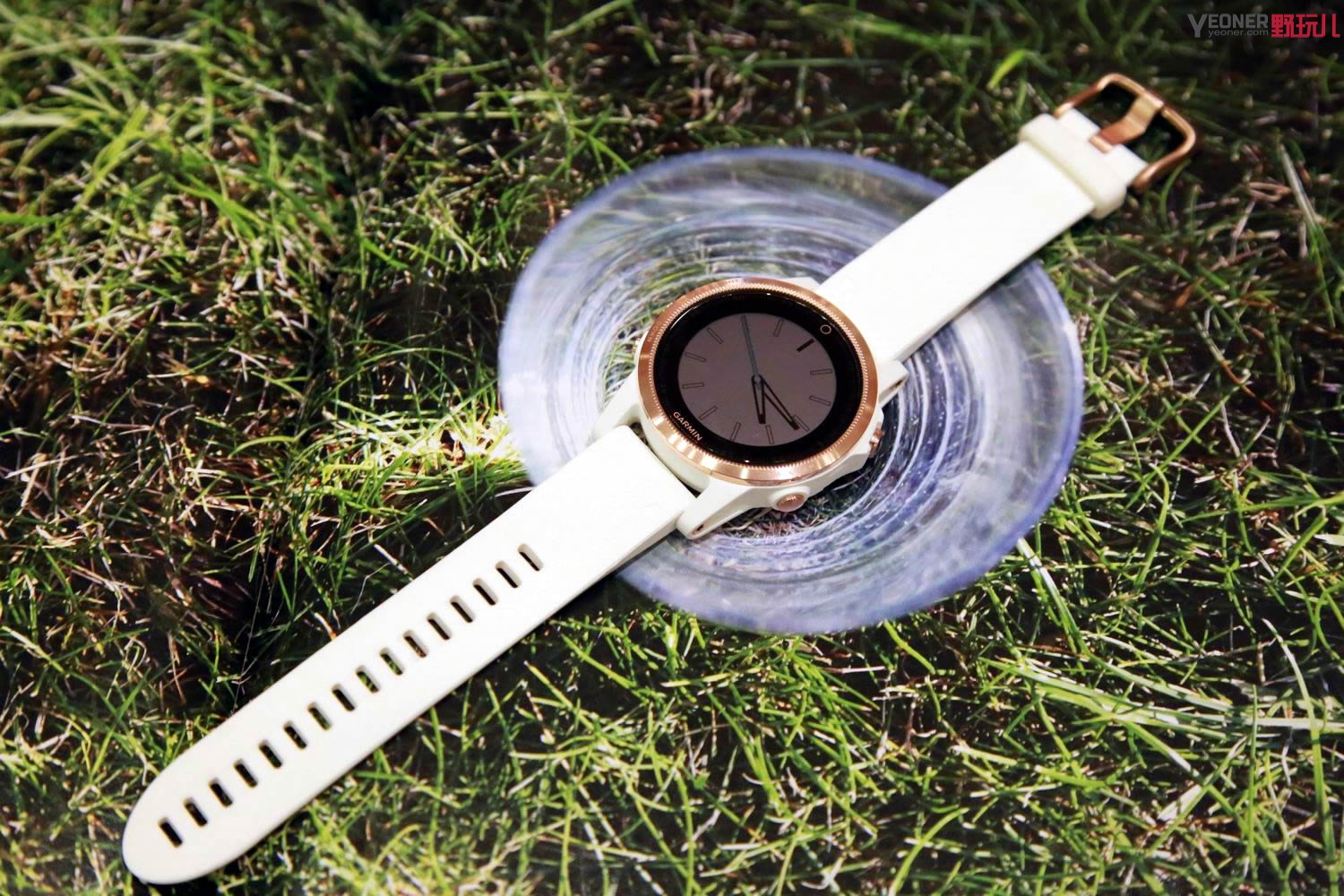 garmin的哪款手表更适合女生用,garmin手表哪款适合男生