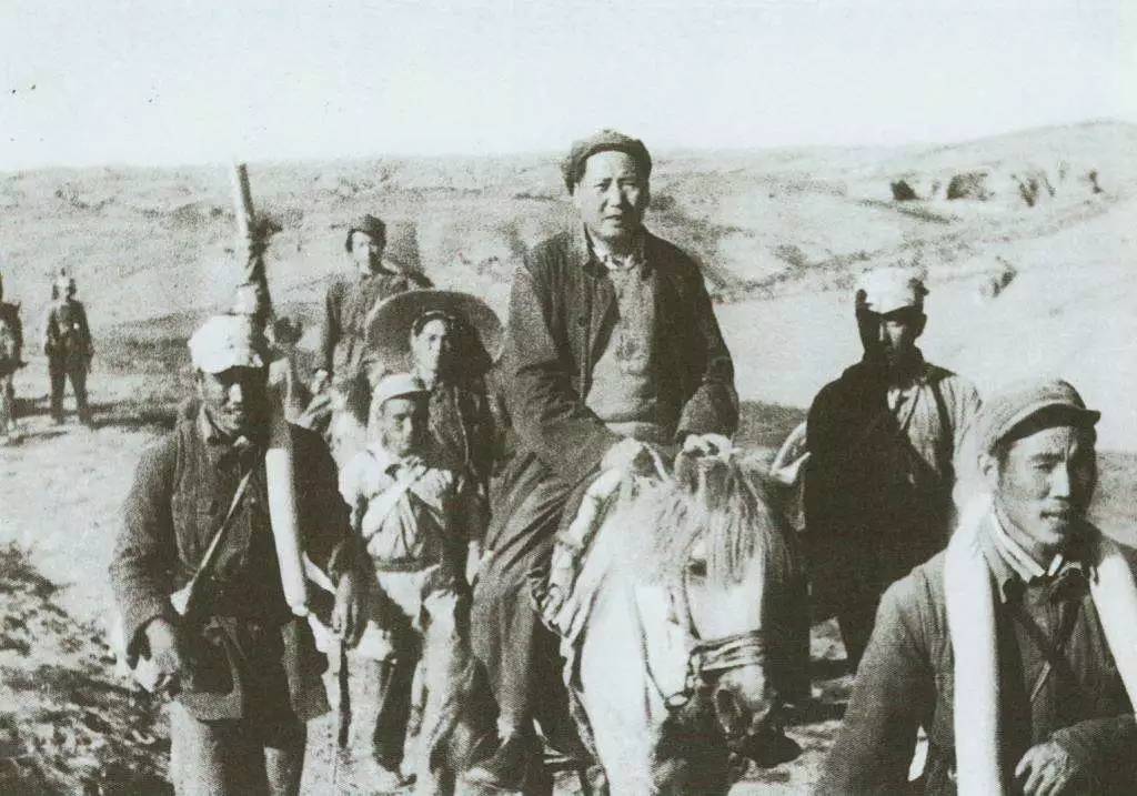 扎根大地，方会力量无比——论《为什么是毛*东泽**》