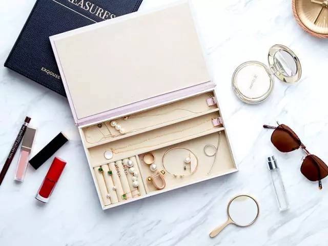 不要让你的旧首饰成为压箱底,对于首饰的收纳