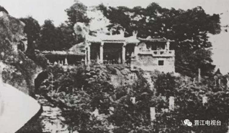 家在岁月变迁中的变化,家乡在不经意间变得越来越美