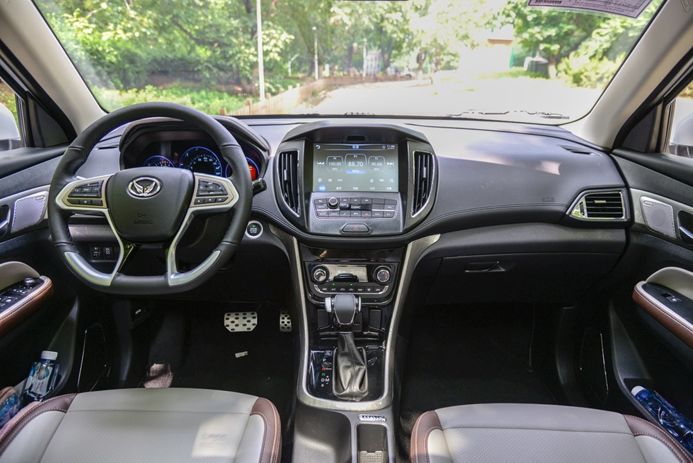 幻速s5新款试驾,北汽幻速s5y试驾视频