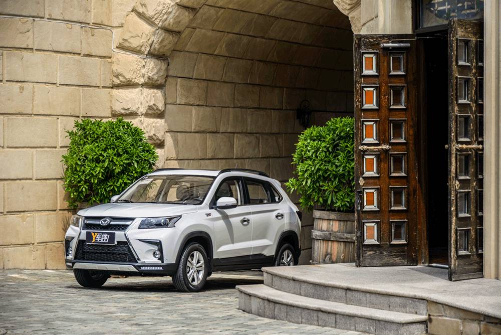 幻速s5新款试驾,北汽幻速s5y试驾视频