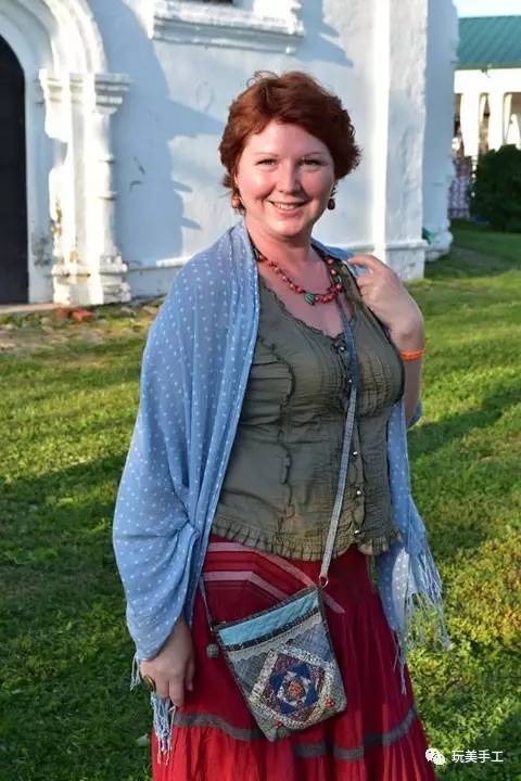 涓浗浼犵粺鎷煎竷鑹烘湳鏈嶈,鍥藉鎷煎竷鏈嶈