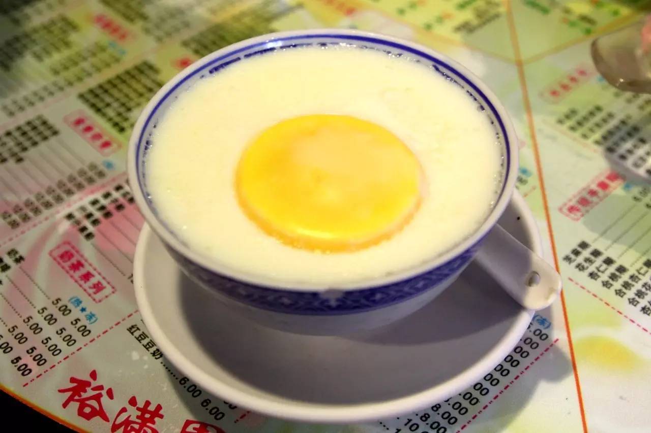 肇庆骑楼街的糖水店,肇庆端州菠萝糖水