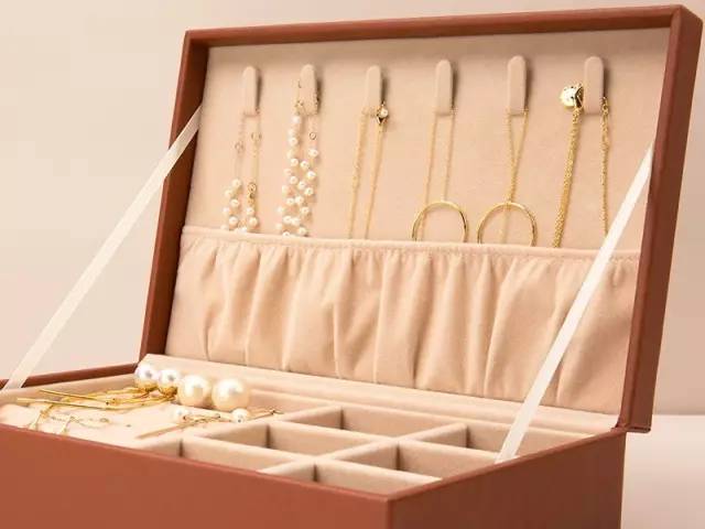 不要让你的旧首饰成为压箱底,对于首饰的收纳
