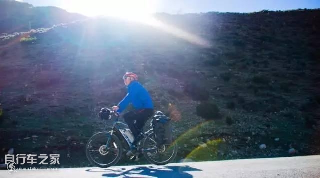 女性穷游骑行川藏,老魏骑行川藏之行