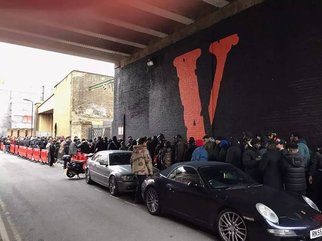 橙色大V+小闪电保你炸街没商量｜型不型