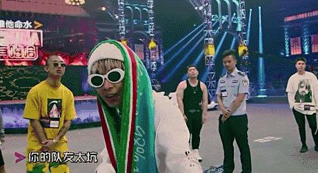 嘻哈界泥石流 (为什么嘻哈穿搭还在流行)