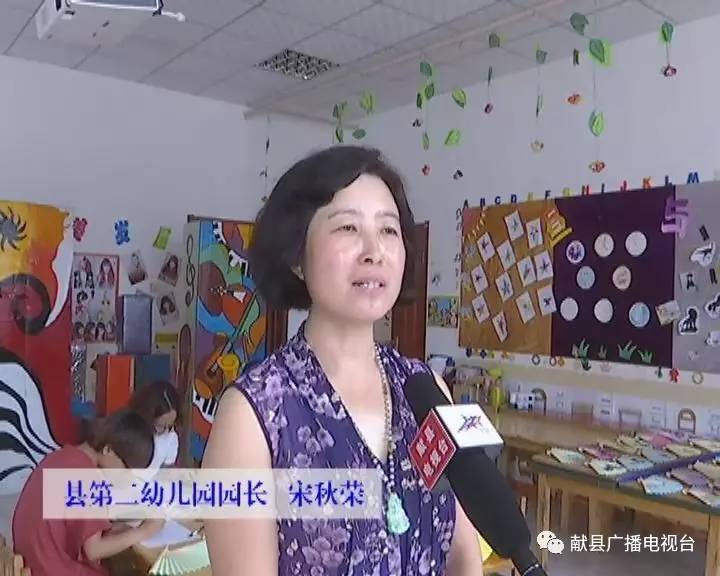 不畏酷暑三伏天里校园建设热火朝天