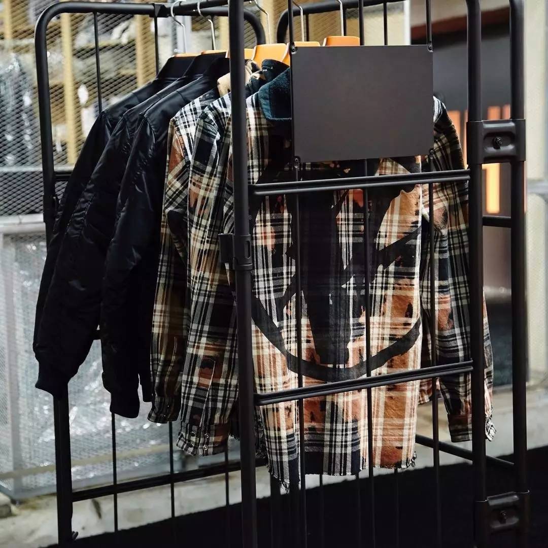 橙色大V+小闪电保你炸街没商量｜型不型