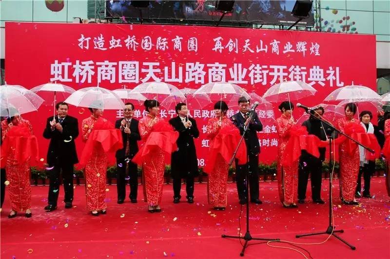 这条路越来越美,这条路18弯