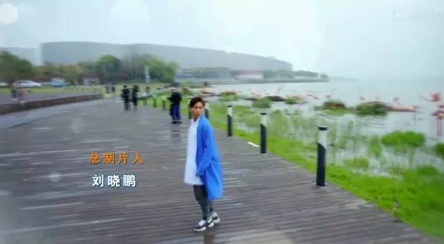 园区已经成为明星扎堆的地方！这里除了偶遇爱豆，还能当群演过戏瘾！