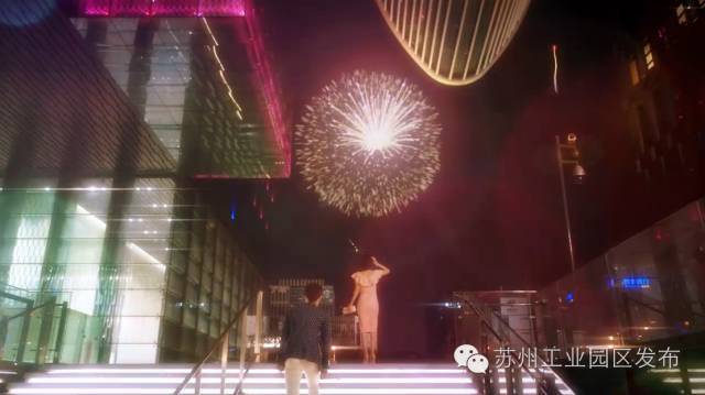 园区已经成为明星扎堆的地方！这里除了偶遇爱豆，还能当群演过戏瘾！