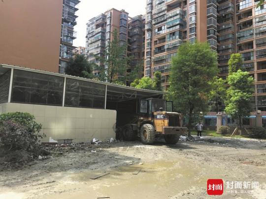 群众反映油漆味刺鼻双流环保凌晨突袭问题企业