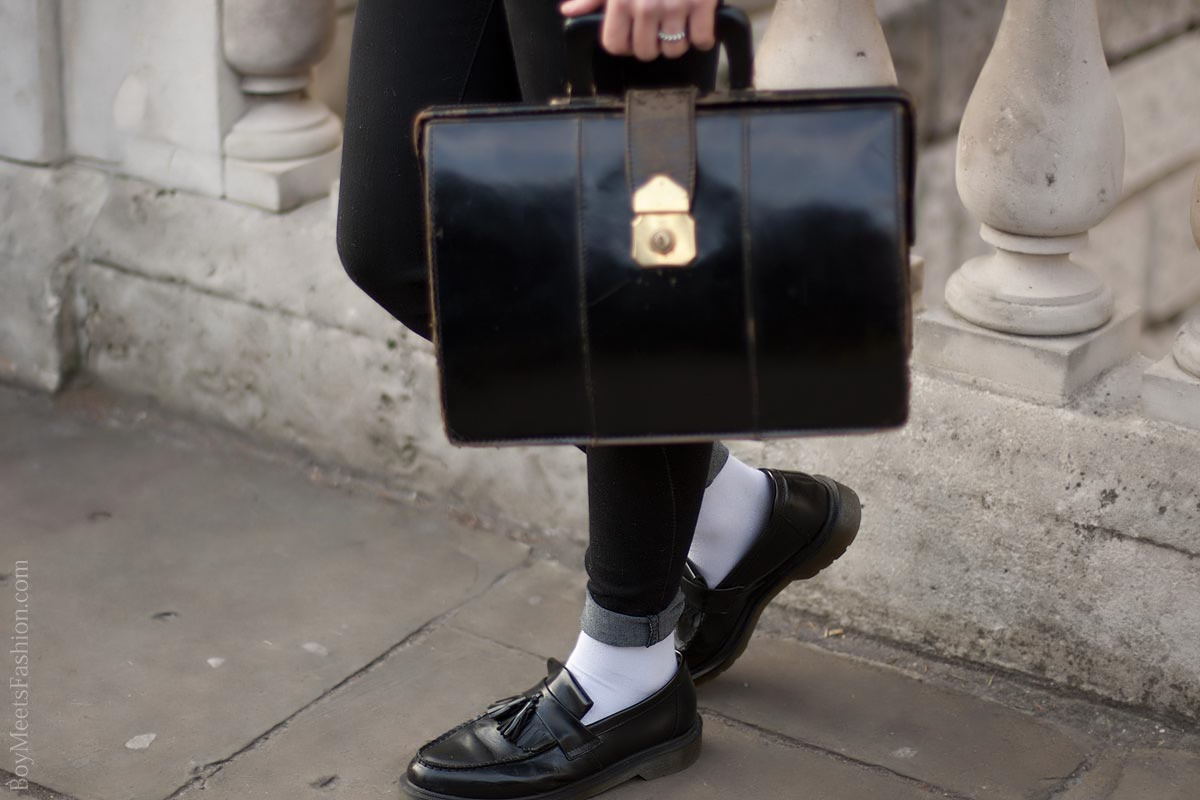 女人是蜈蚣精吗,女人都是蜈蚣精是什么意思