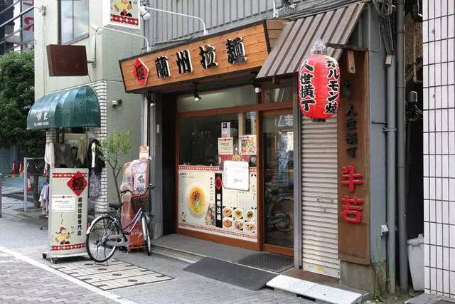 一个西瓜在日本要多少人民币,一个西瓜100块吃不起