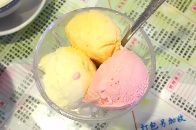 肇庆骑楼街的糖水店,肇庆端州菠萝糖水