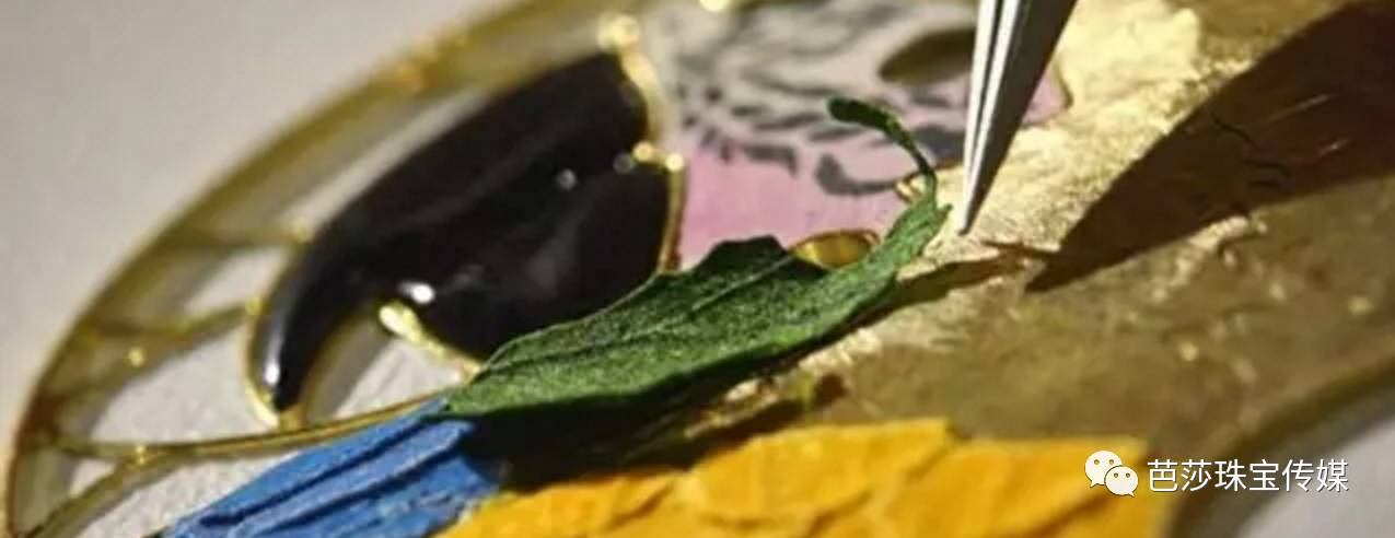 自带珠宝光泽还能百年不掉色的大明火珐琅，鬼知道它都经历了什么！｜小讲堂