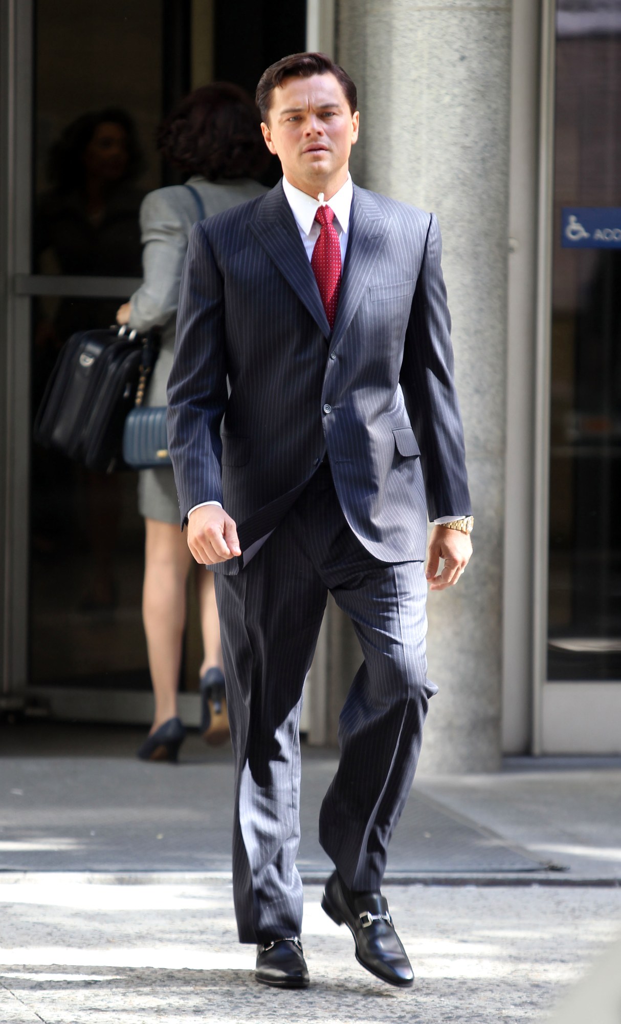 女人是蜈蚣精吗,女人都是蜈蚣精是什么意思