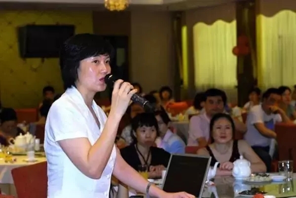 祛痘小窍门掌握了就不会有烦恼,最全祛痘攻略快速祛痘不留痕