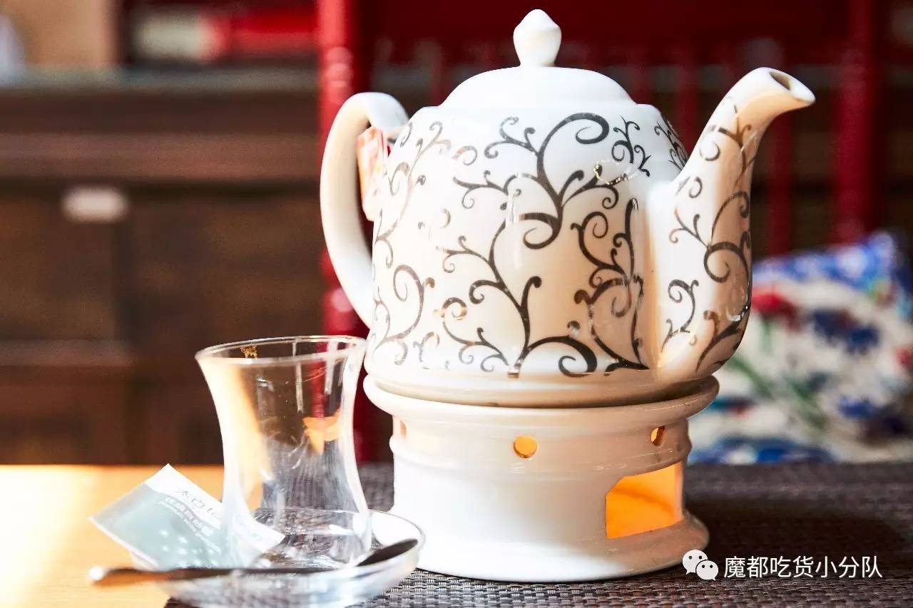 号称大使馆后厨，这块船型披萨在人广藏了7年