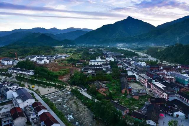 10澶╅┈鎷夋澗璁粌璁″垝,璧涘墠15澶╅┈鎷夋澗鎬庝箞璁粌