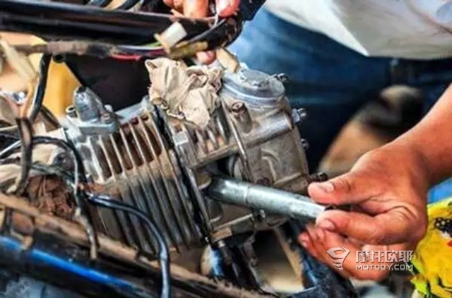 实用摩托车维修教程全套,修理摩托车诀窍大全